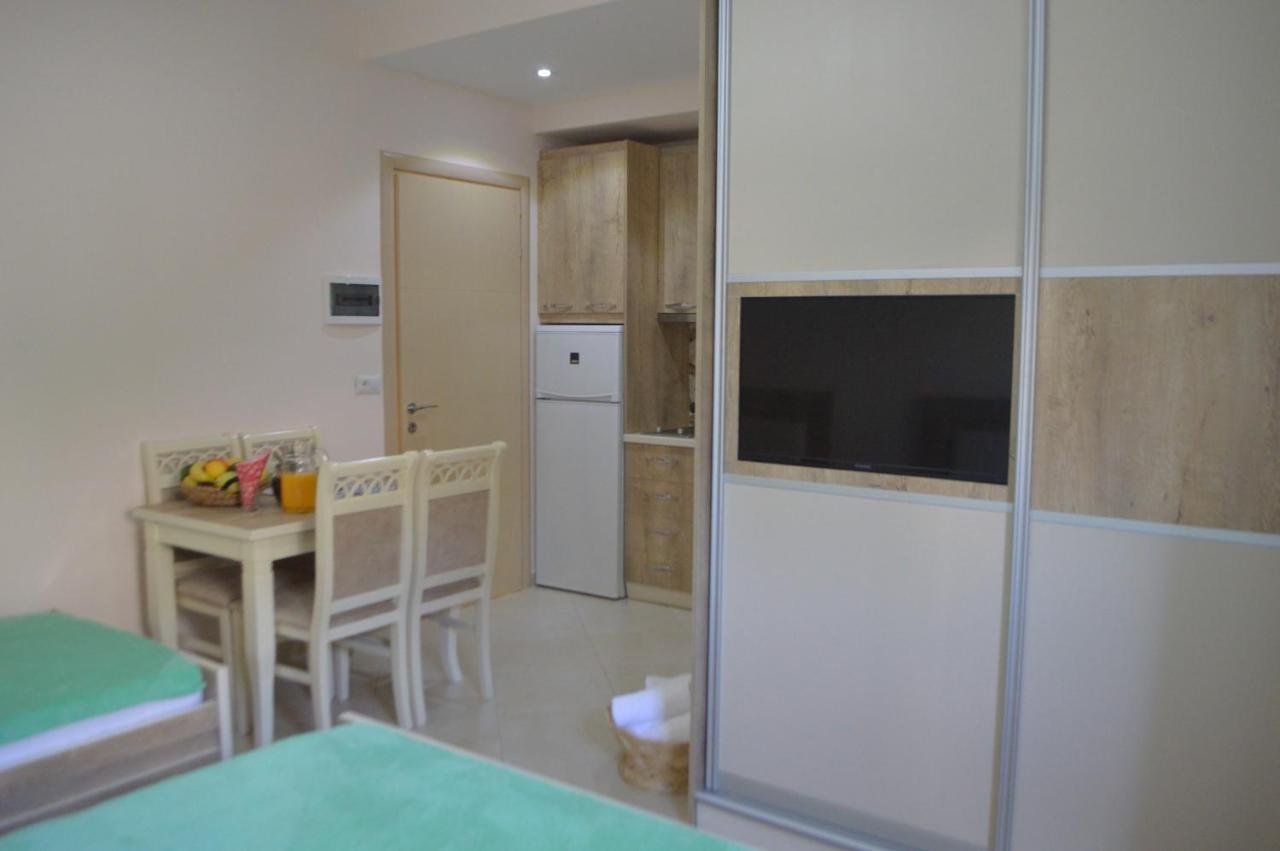 Amaris Apartment Sarande Ngoại thất bức ảnh